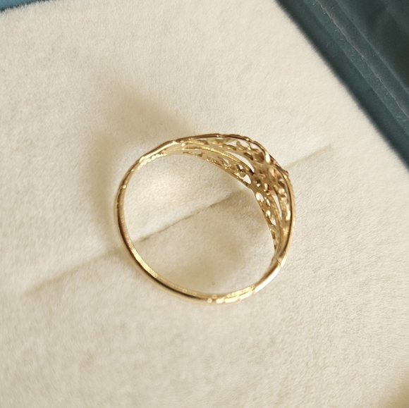 10K Tri Color Gold Rose Filigree Ring 6.75 - Picture 8 of 8